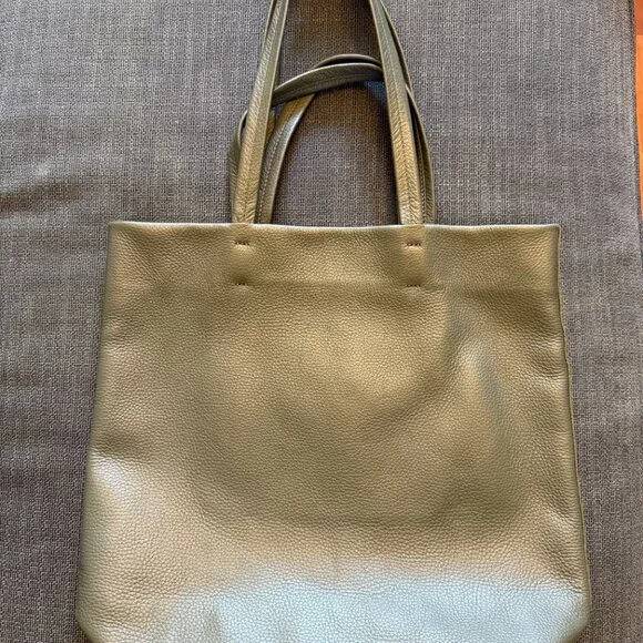 NWOT Cuyana Tall Easy Tote Dark Olive - Picture 3 of 13